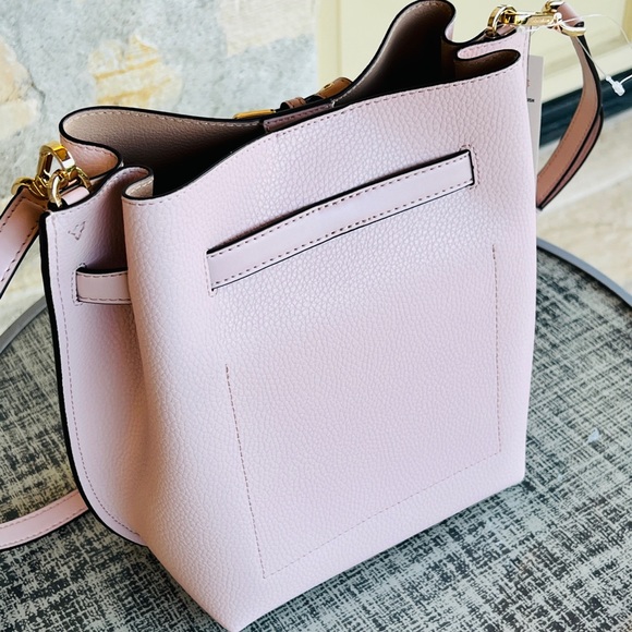 Michael Kors Emilia Small Drawstring Bucket Messenger Purse NWT Powder Blush - Picture 9 of 10